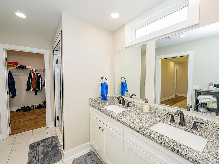 299 Hampton Rd — Photo 31