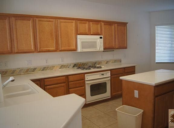 4th image of 78967 Yellen Dr