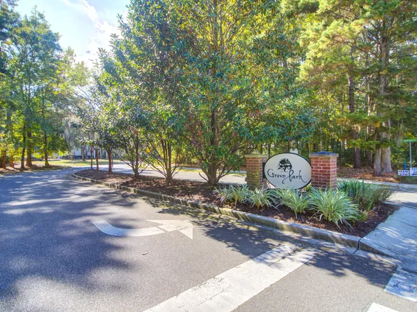 1305 Grove Park Dr, Charleston, SC 29414