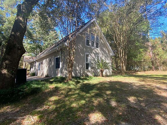 4th image of 7120 Carmel Dr