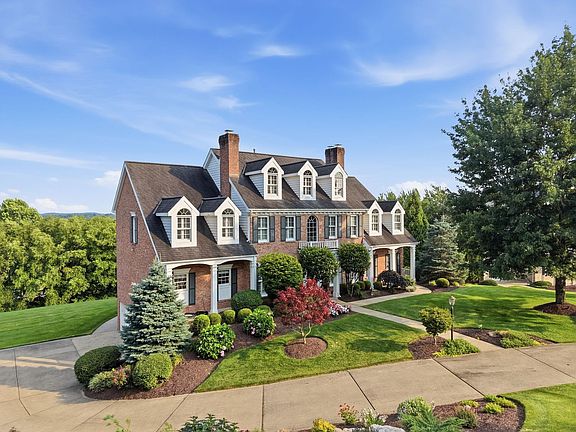 3rd image of 337 Snowberry Cir