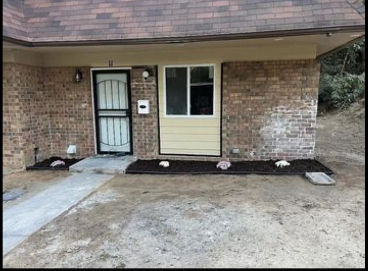 11 Peyton Pl SW photo 1