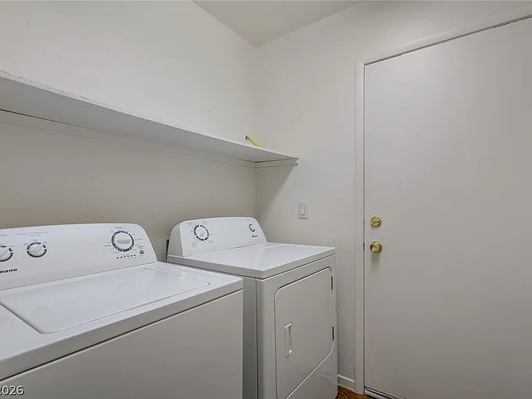 8752 Raindrop Canyon Ave — Photo 34