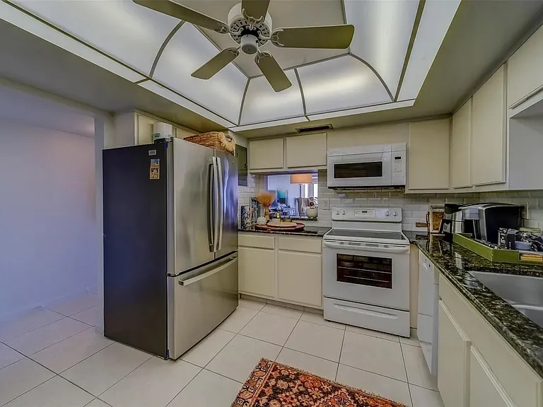 17920 Gulf Blvd #1606 — Photo 46