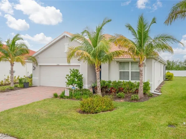 2968 Royal Gardens Ave, Fort Myers, FL 33916