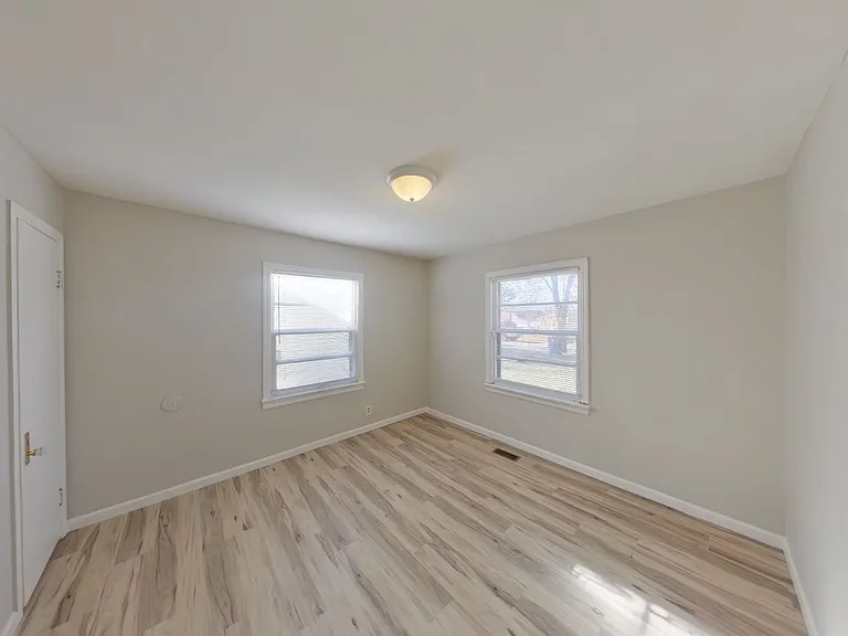 2312 S Topeka Ave — Photo 5