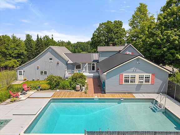 3rd image of 1224 Dover Road
