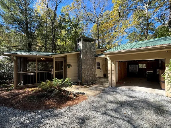 320 Holt Knob Rd, Highlands, NC 28741