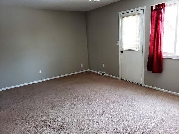 Living room 2