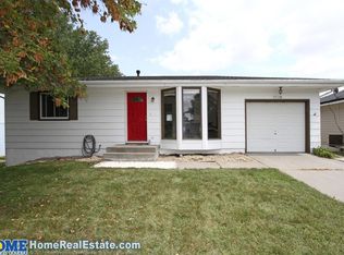 2530 NW 49th St, Lincoln, NE 68524