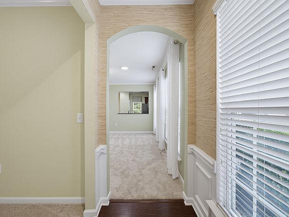 4th image of 715 Finnbar Dr