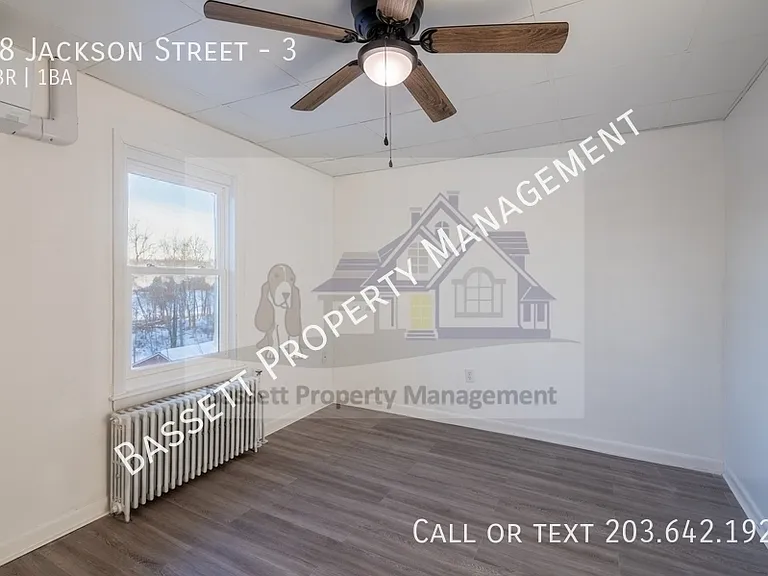 48 Jackson St #3 — Photo 10