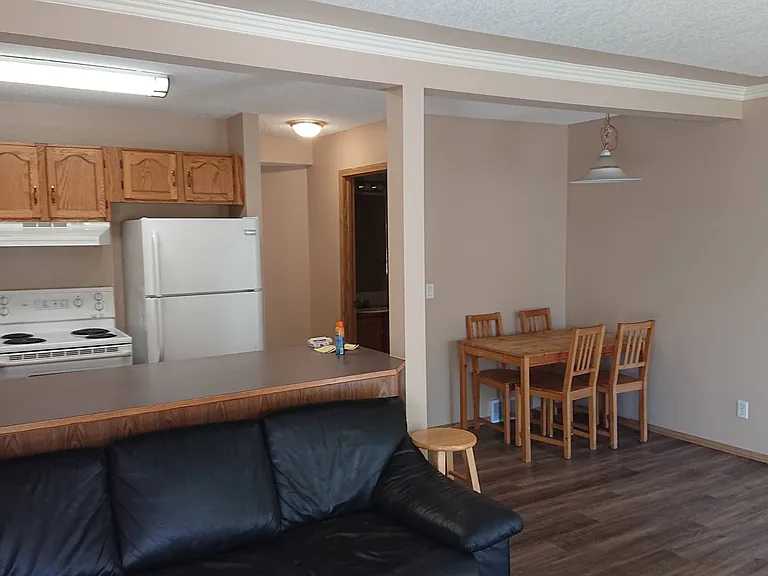 Country Hills Vlg NW — Photo 9