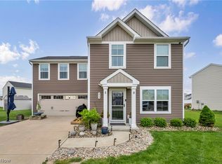 613 Cherrywood Ln, Painesville, OH 44077