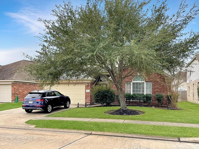 18607 Troon Oak St — Photo 1