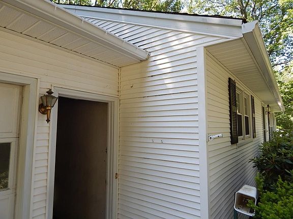 4th image of 134 Eastwood Cir