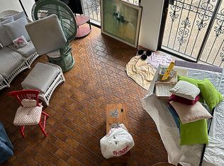 1120 SW 131 Place Cir N, Miami, FL 33184