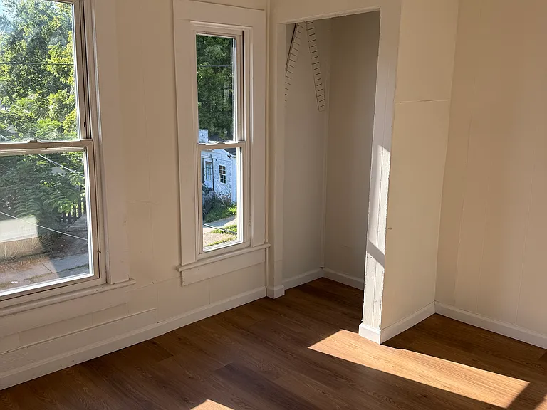 208 W Church St #1.5 — Photo 7