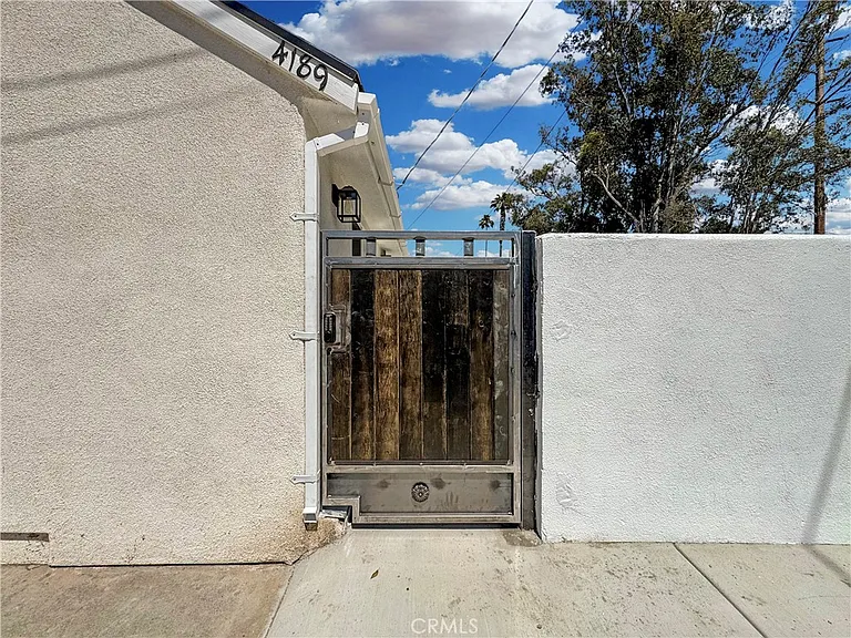 4187 Dwight Ave — Photo 17
