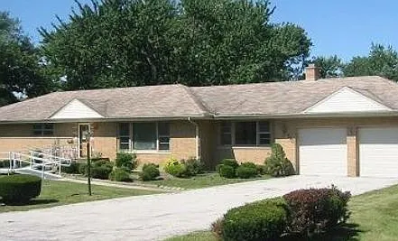 530 Brookwood Dr photo 1