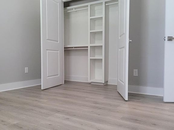4th image of 4088 Biltmore Ave #1