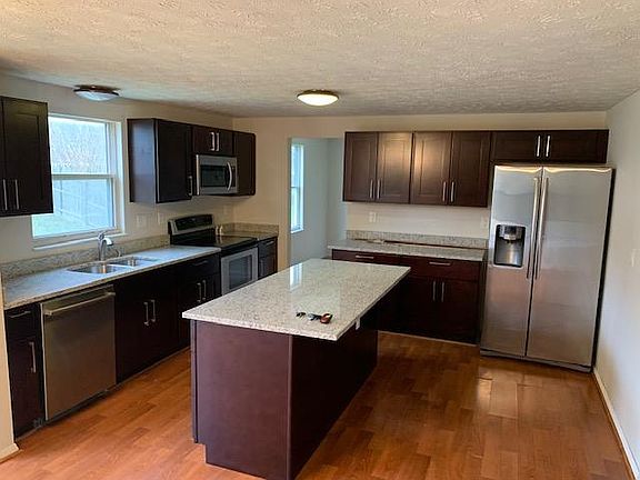 3rd image of 20505 Watkins Meadow Dr