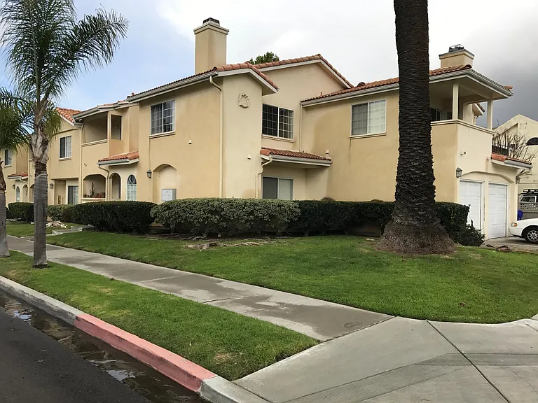 1430 Monroe Ave — Photo 1