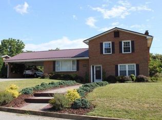 4348 Tellico Rd NW, Roanoke, VA 24017