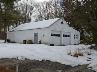 21 Angelico St, Johnston, RI 02919