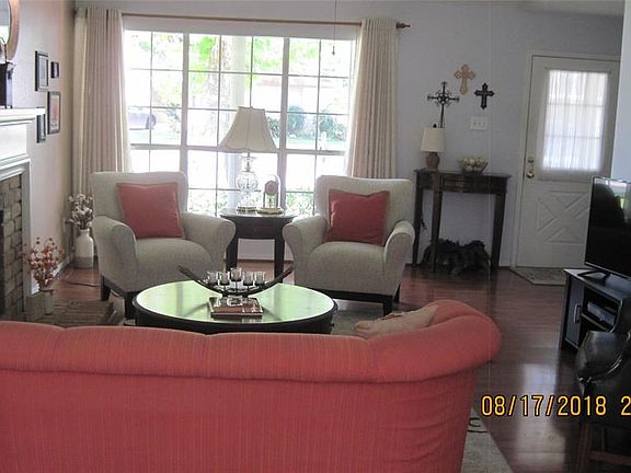 4th image of 18014 Green Hazel Dr