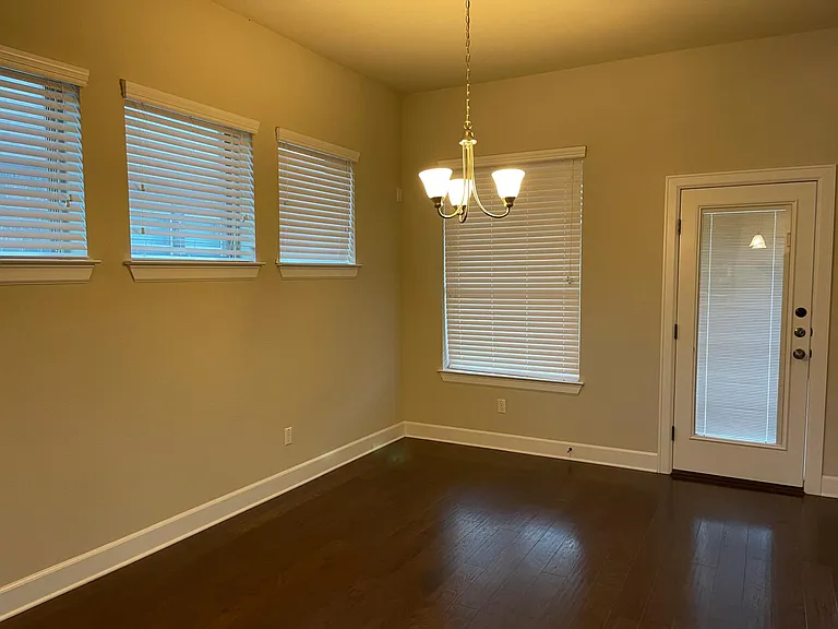 20716 Song Bird Dr — Photo 5