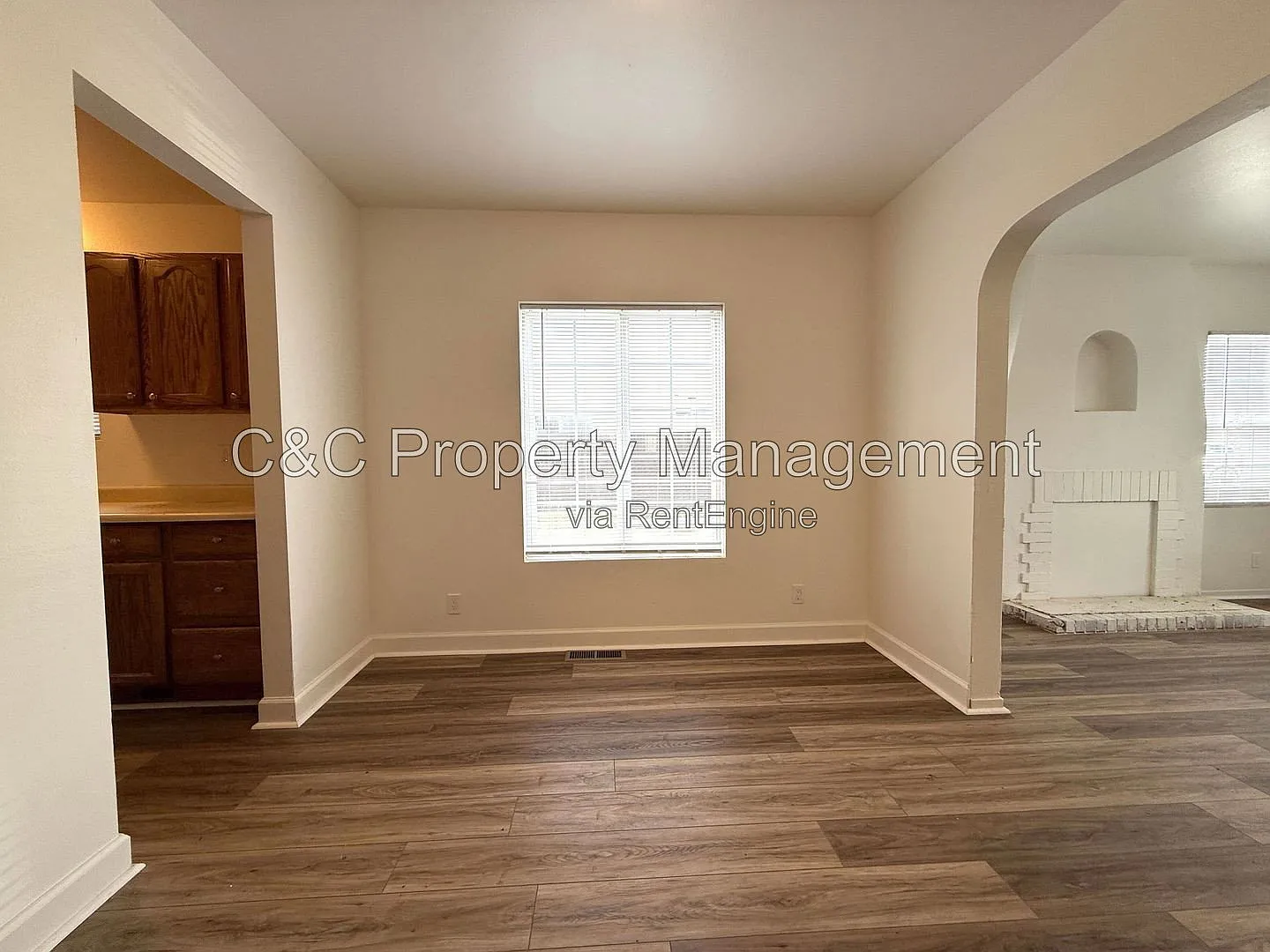 5 bed, 2.0 bath, 1700 sqft, $4,635 — Photo 3