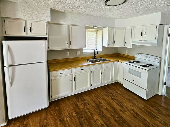 2nd image of 95 Buffalo St APT 1