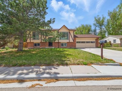 4800 King Arthur Way, Cheyenne, WY, 82009