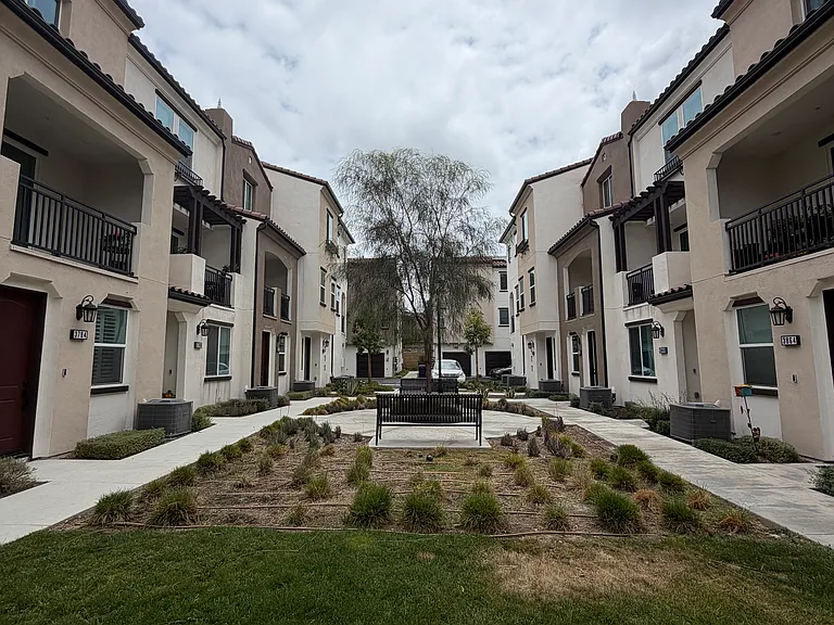 3780 Verdana Cir #19 — Photo 19