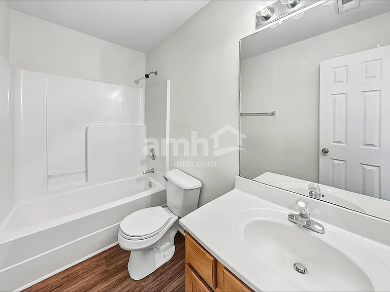 117 Rock Glen Ct — Photo 15