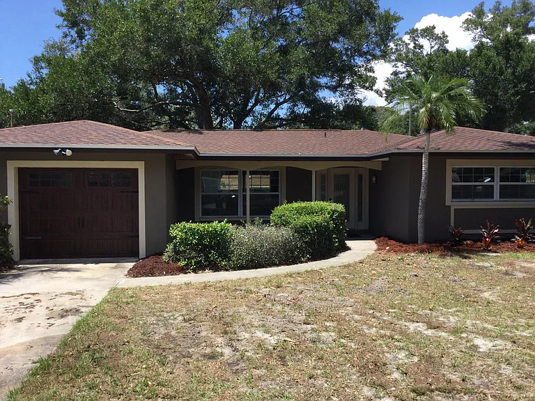 3097 Crescent Dr — Photo 34