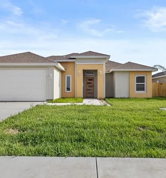 306 Hope Dr — Photo 1