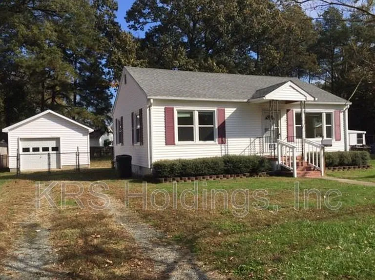 14 Curtis Dr — Photo 1