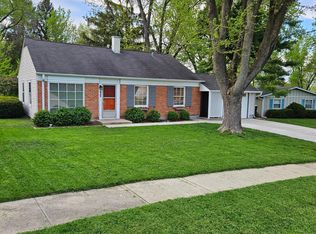 100 Perth Rd, Cary, IL 60013