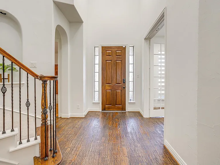 8201 Choctaw Ln — Photo 11