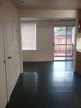 2nd image of 113 Howard St