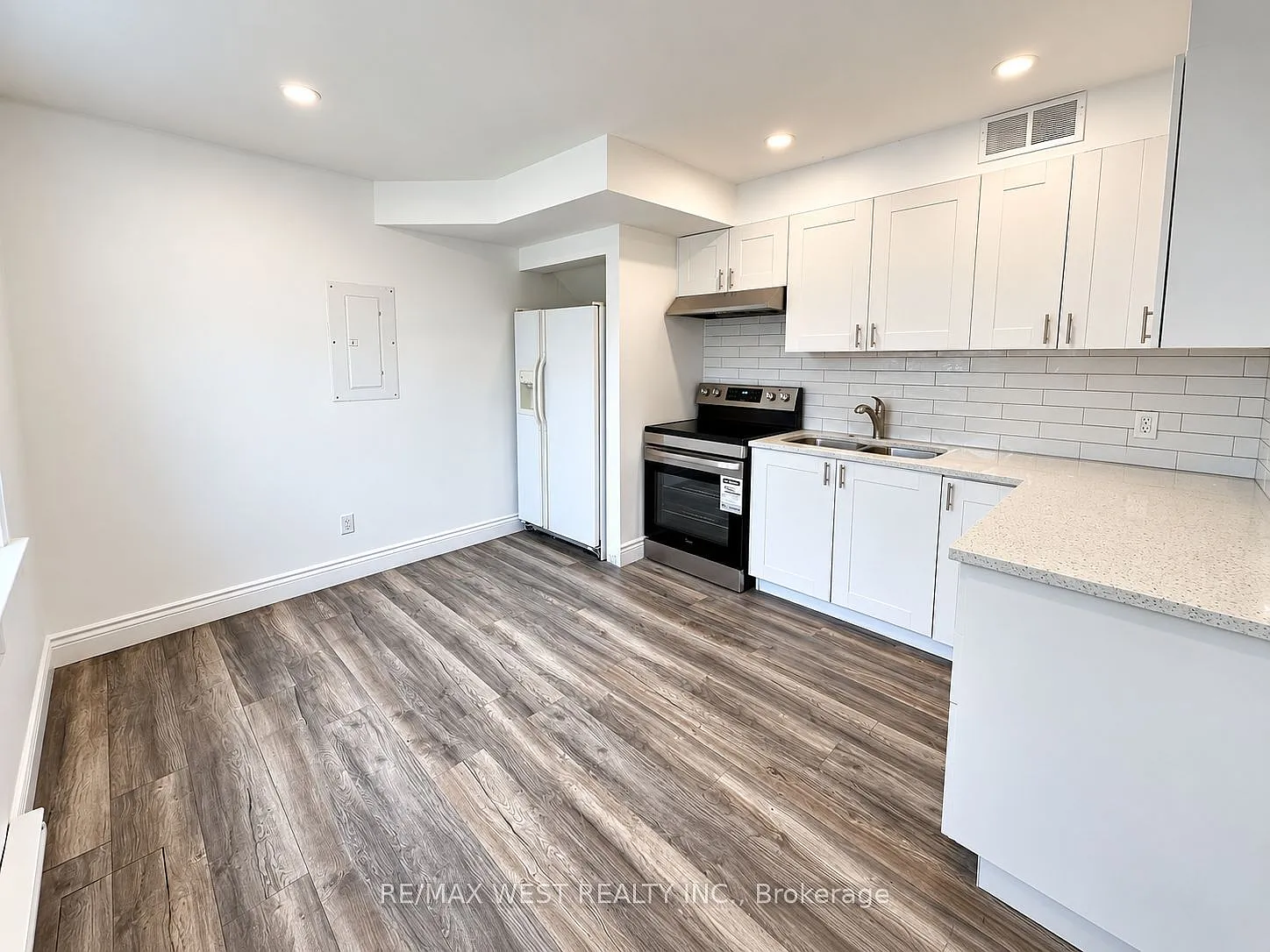 2 bed, $1,950 — Photo 2