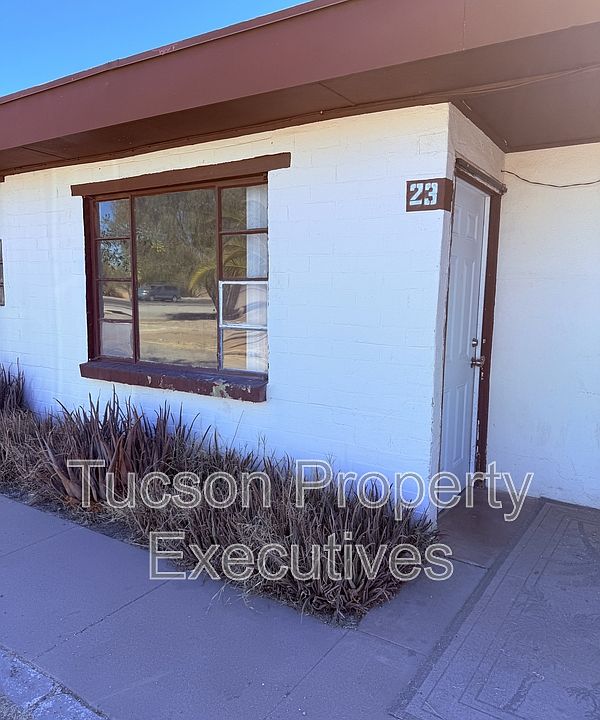 1st image of 3274 E Benson Hwy #23