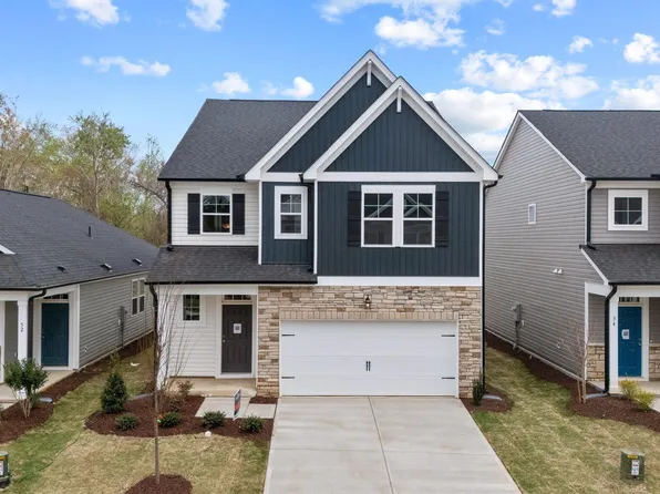 44 Fairwinds Dr, Lillington, NC 27546