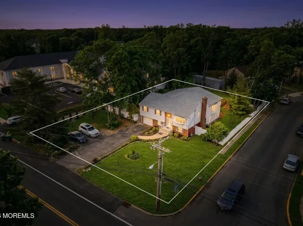 271 Joe Parker Road, Lakewood, NJ 08701