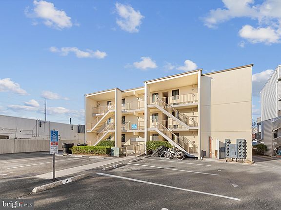 2nd image of 13 144th St Unit 304