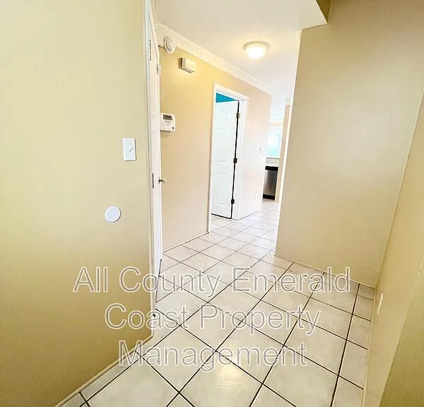 34 Harbeson Ave NE #A — Photo 3