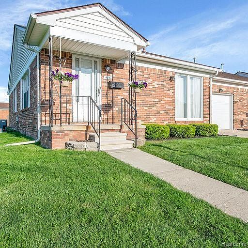 403 Doremus Ln, Saint Clair Shores, MI 48080 Zillow