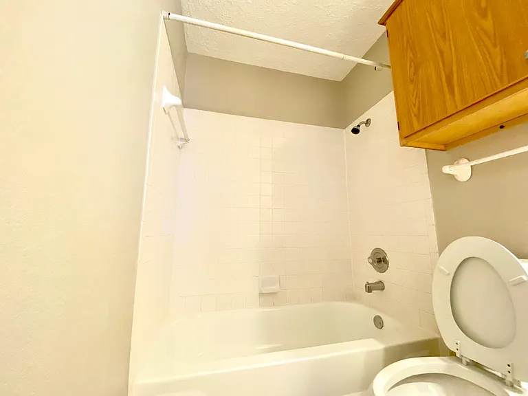 1703 Sylvia Ln — Photo 28